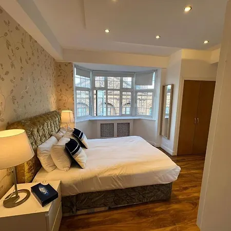 Knightsbridge Luxurious Residence - Facing Harrods London Exterior photo